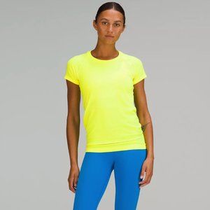 LIKE NEW Lululemon Swiftly Tech Short-Sleeve Shirt, Neon Yellow (Size 8)